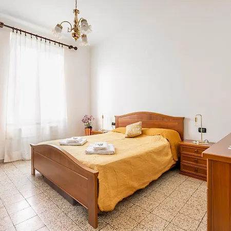 Apartment Guesthost - Into The Green! Da Passano La Spezia